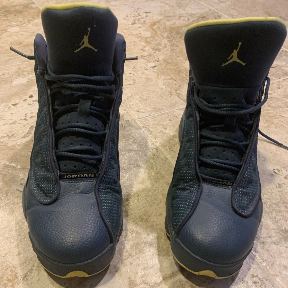 AIR JORDAN 13 RETRO 'SQUADRON BLUE'
US Men Size 7